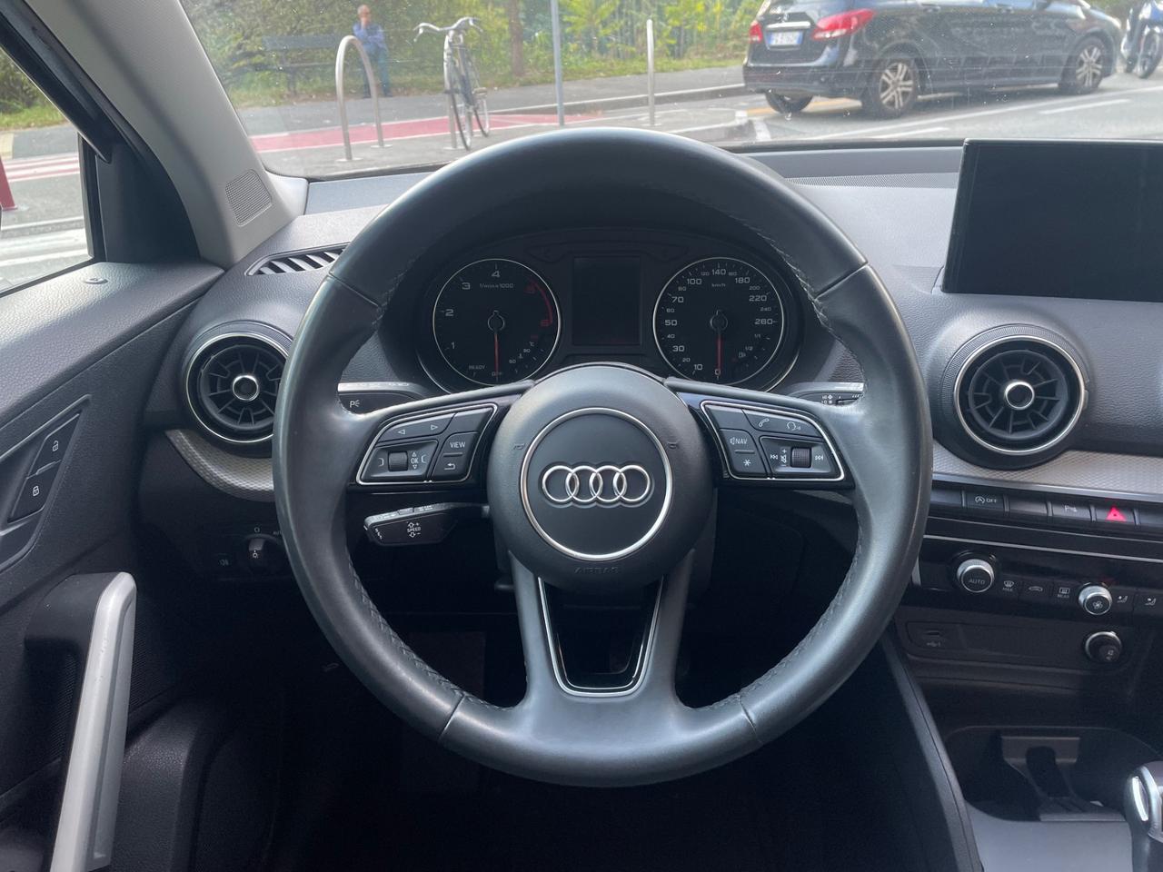 Audi Q2 30 TDI S tronic Identity Black/1PROP