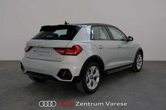 Audi A1 30 TFSI 110cv Identity Contrast