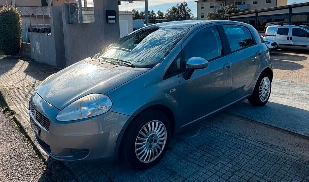 Fiat Punto 1.2 8V 5 porte Street ok neo patentati