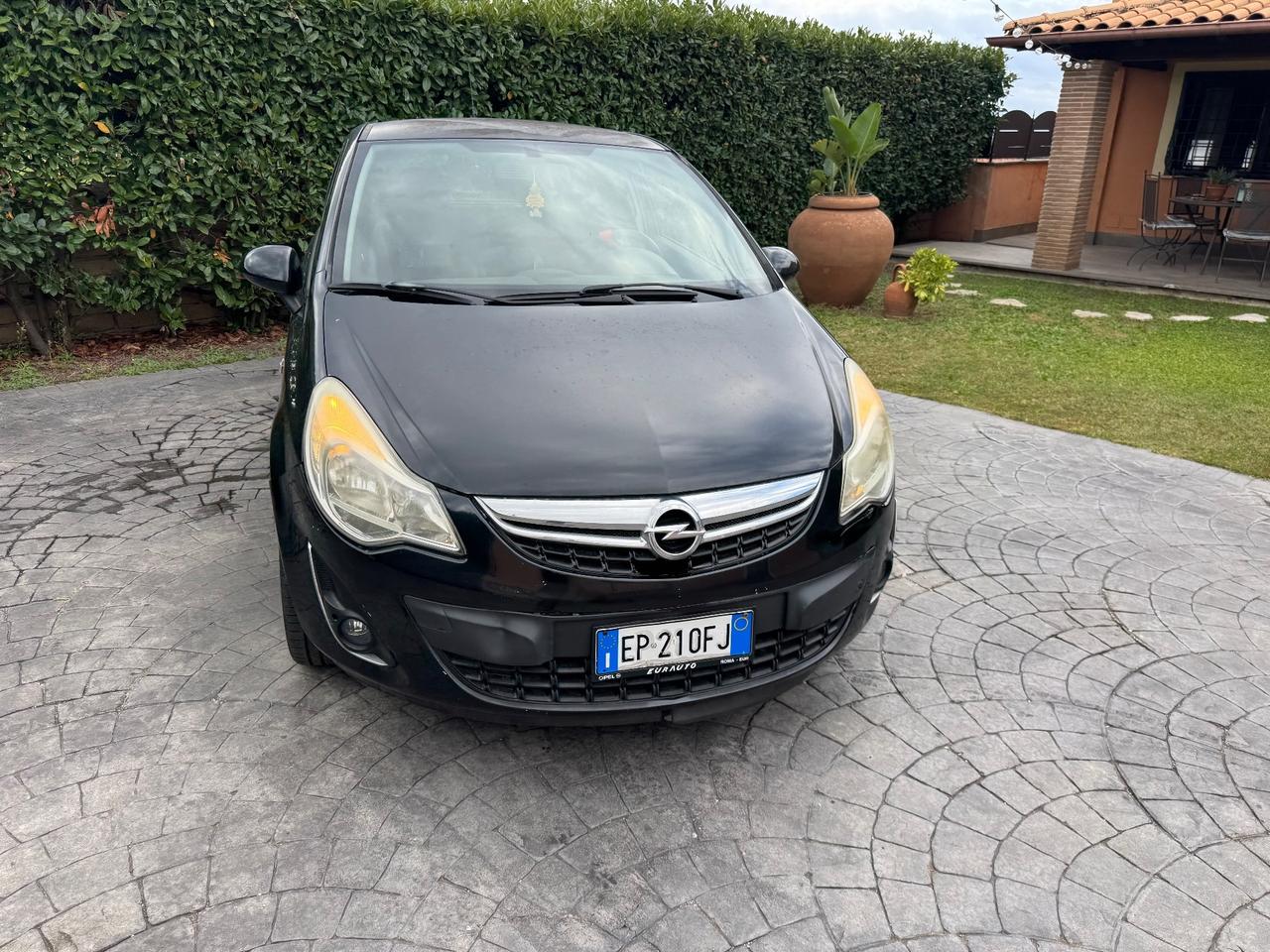 Opel Corsa 1.2 GPL - 2012