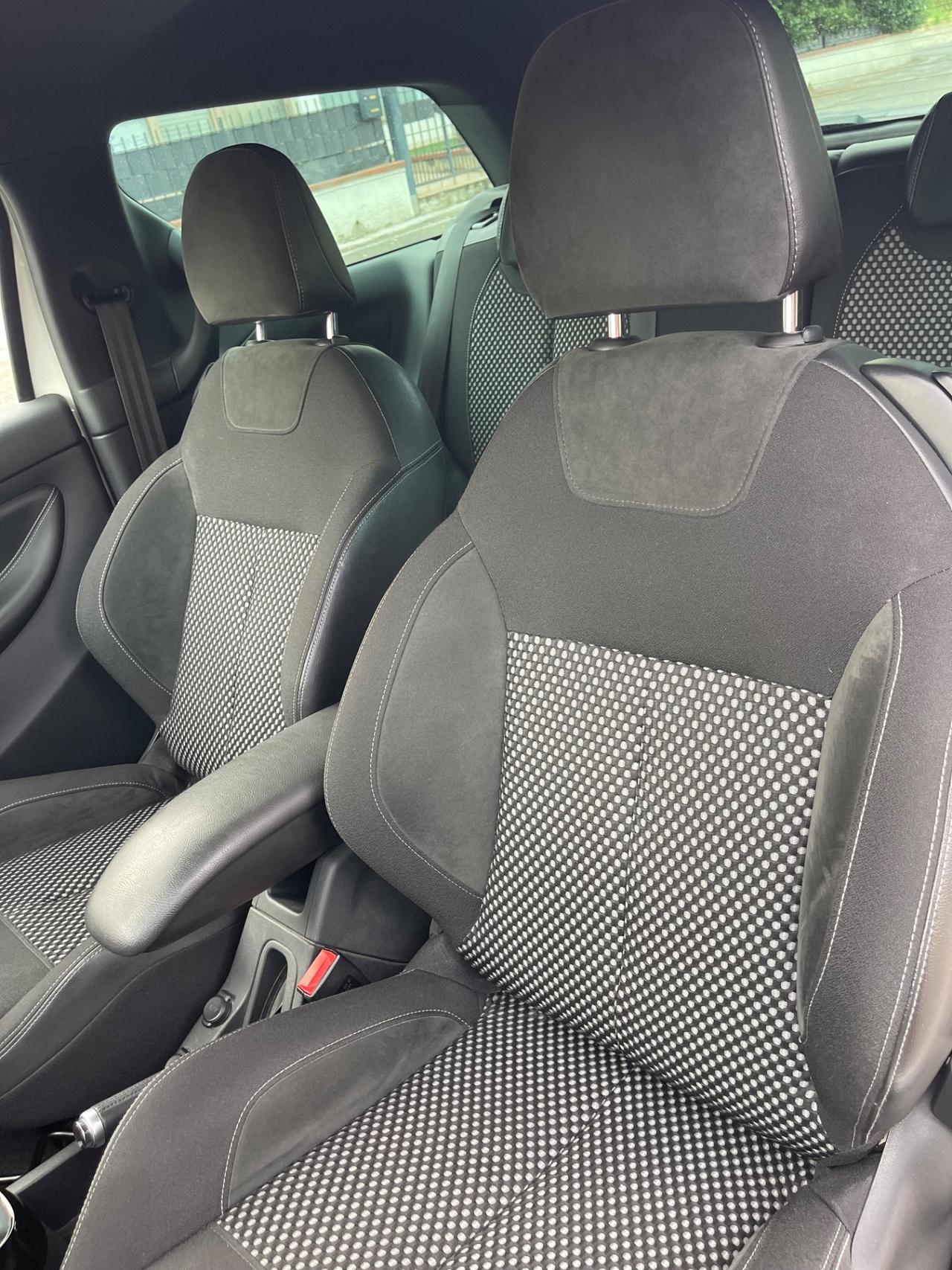 Ds DS3 DS 3 1.6 e-HDi 90 airdream Just Black