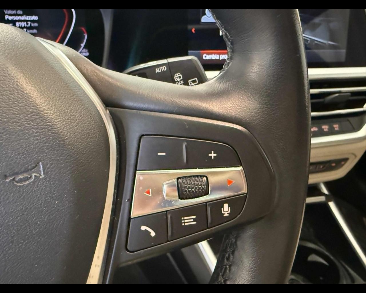 BMW Serie 3(G20/1-80/1) - 320i Touring Luxury