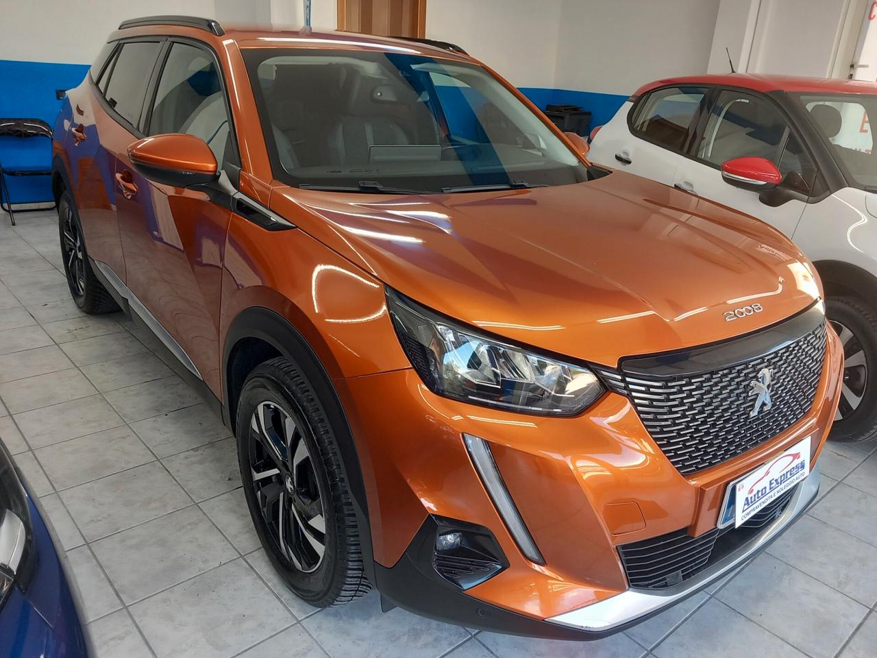 Peugeot 2008 PureTech 130 S&S EAT8 Allure anno 2020 benzina 75 mila km