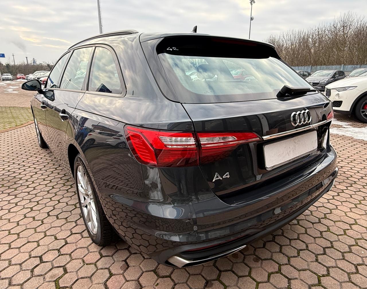 Audi A4 Avant 40 TDI S tronic Business