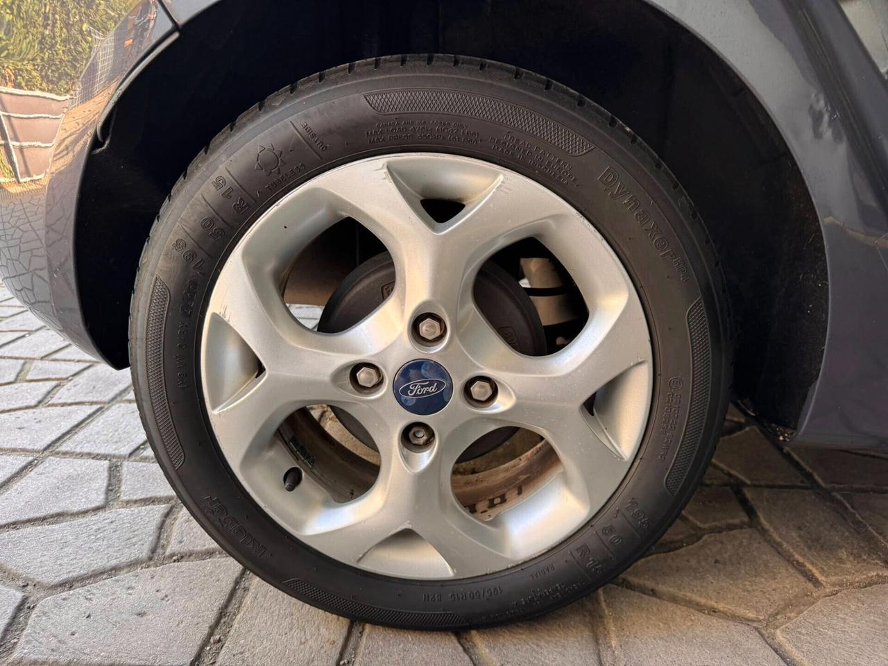 Ford Fiesta Ikon 1.4 TDCi 70CV 5p. Business