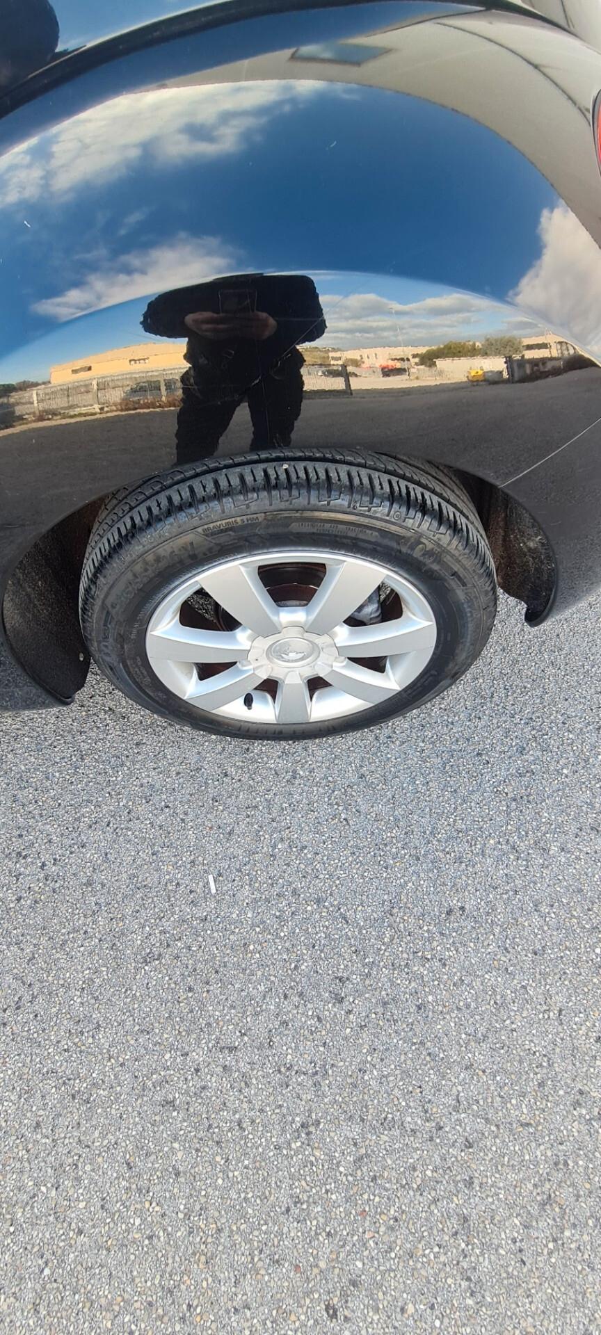 Volkswagen New Beetle Neo Patentati