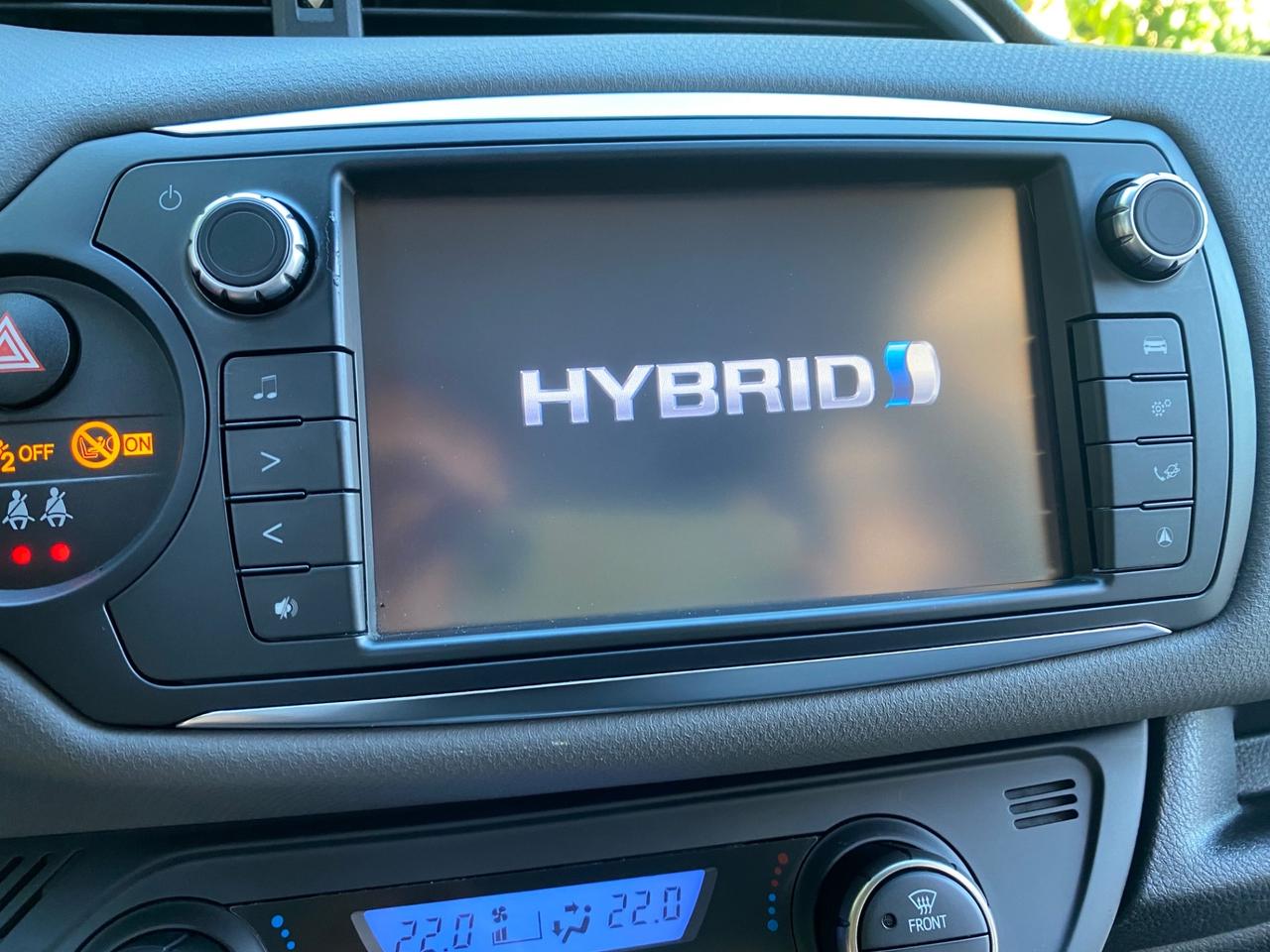 Toyota Yaris 1.5 Hybrid 5 porte Active NEOPATENTATI!!!