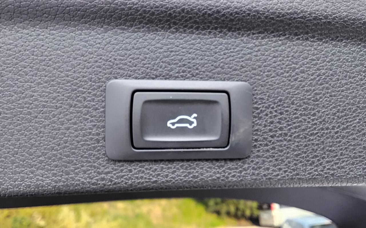 Audi Q3 SPB 35 TDI S tronic line edition