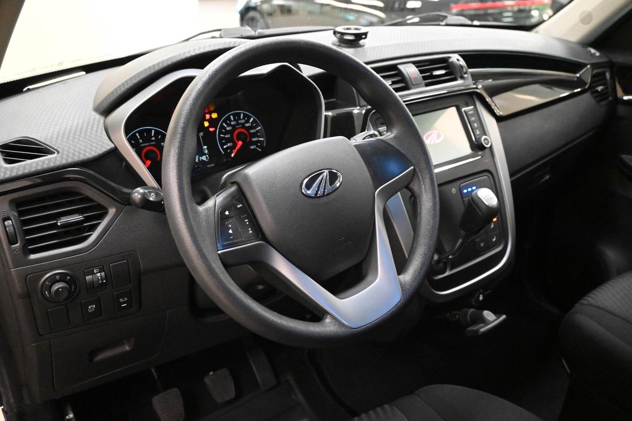 MAHINDRA KUV100 KUV100 1.2 VVT K8