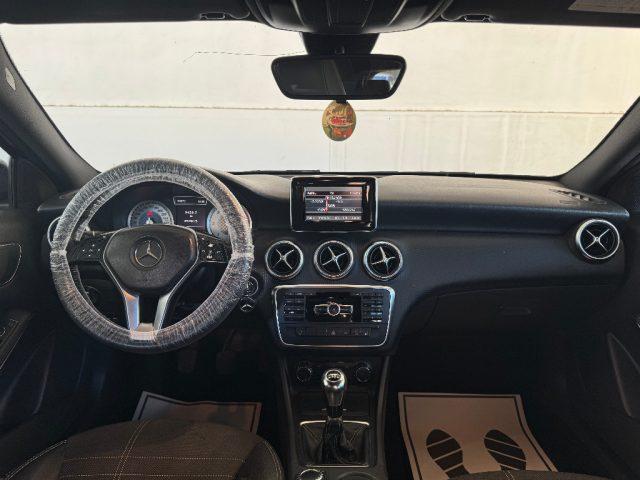 MERCEDES-BENZ A 180 CDI Premium