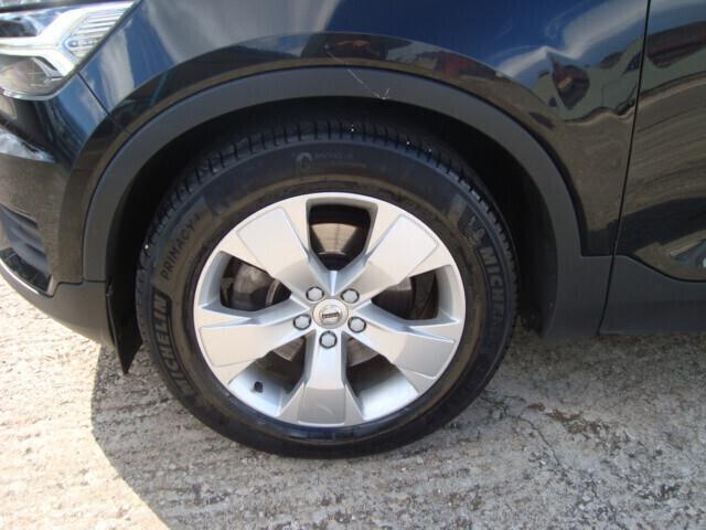 Volvo XC40 2.0 d3 Momentum Core awd auto my21