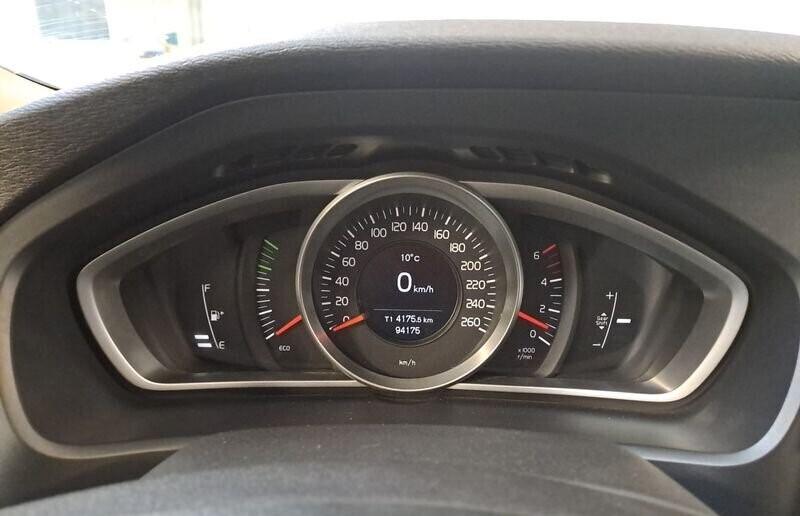 Volvo V40 D2 1.6 Momentum