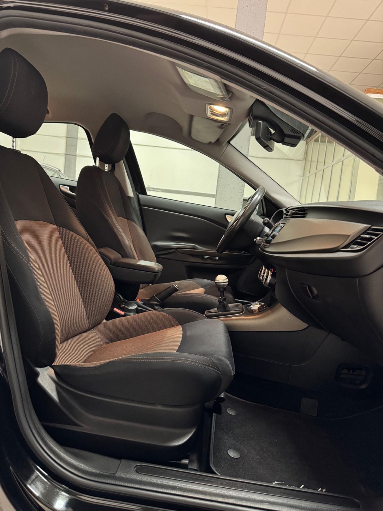 Alfa Romeo Giulietta 1.6 JTDm-2 105 CV Exclusive