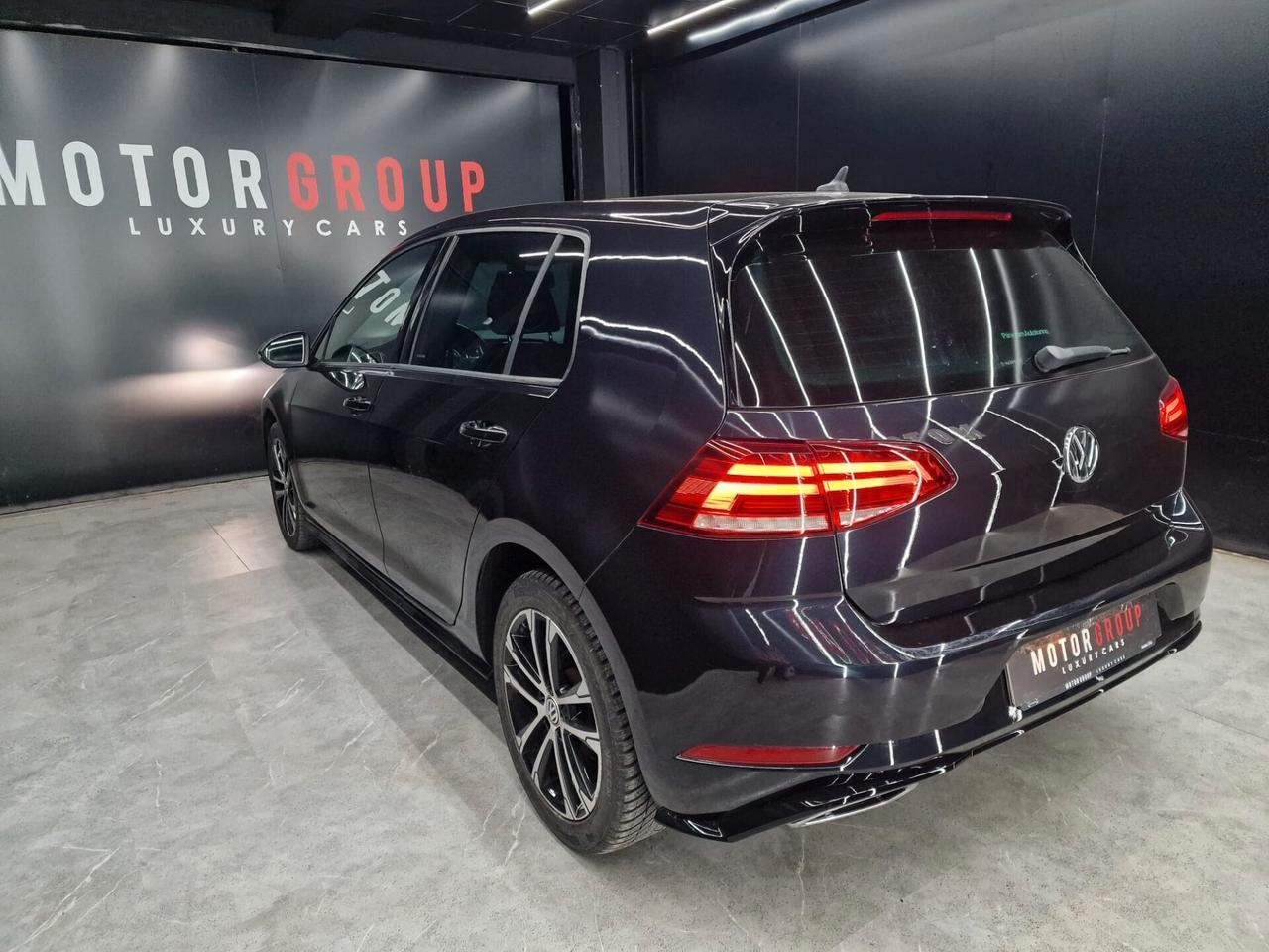 Volkswagen Golf 1.6 TDI 115 CV 5p. R line