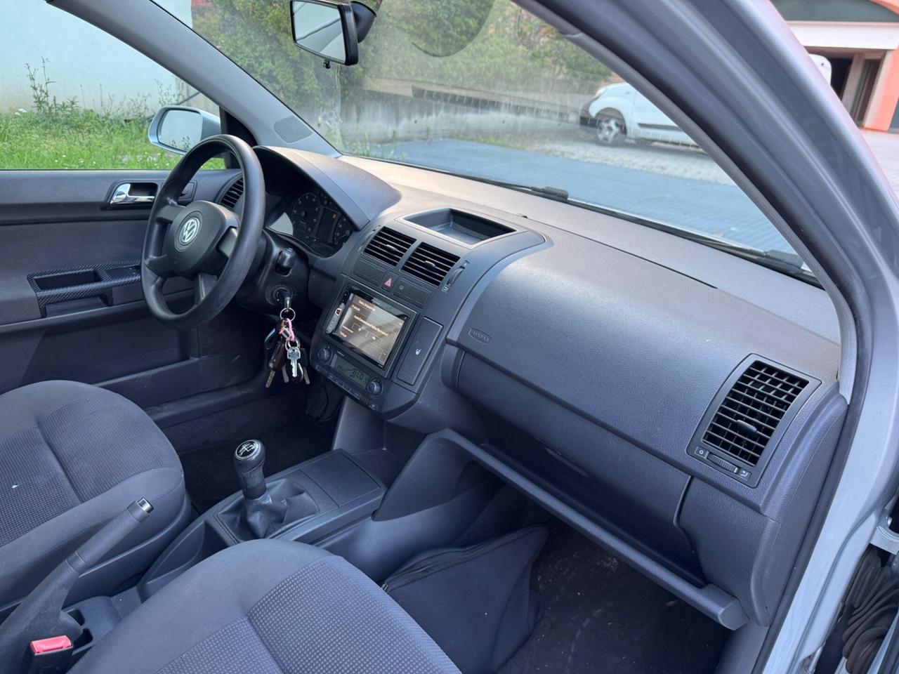 Volkswagen Polo 1.4/80CV 16V 5p. Comfortline
