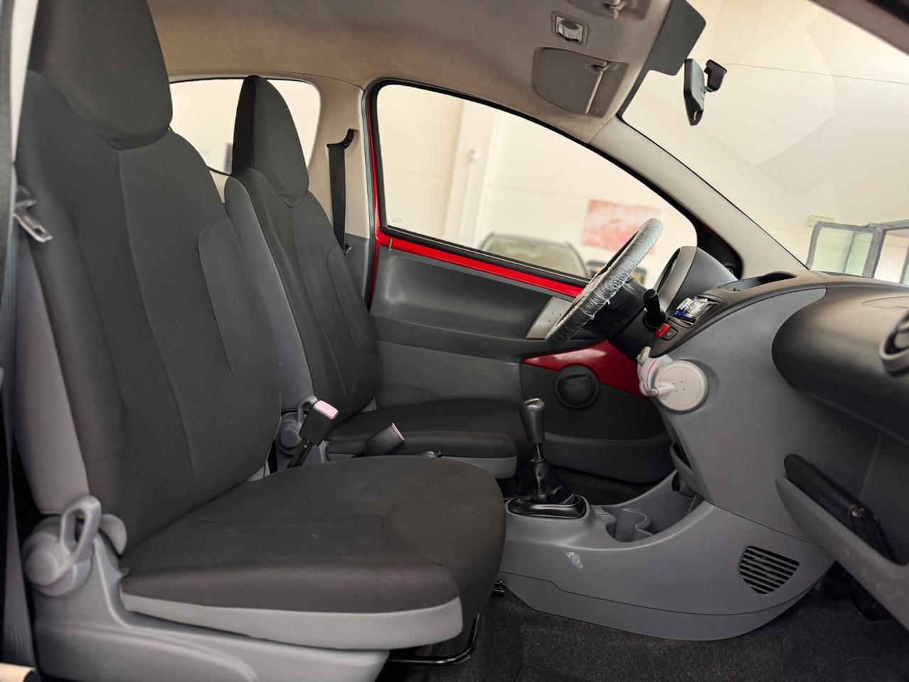Toyota Aygo 1.0 12V VVT-i 3 porte Sol