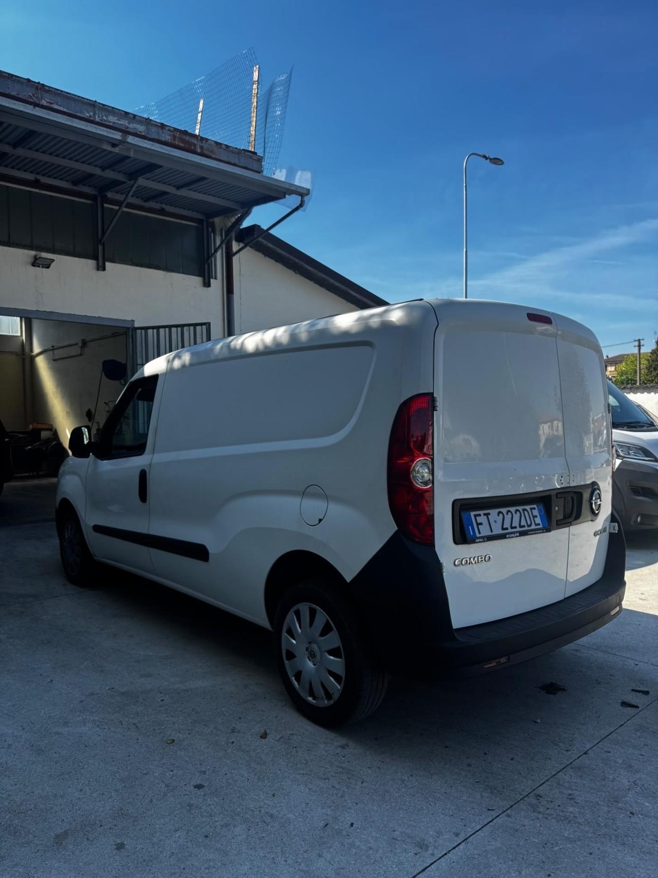 Opel Combo Van Blitz Euro 6