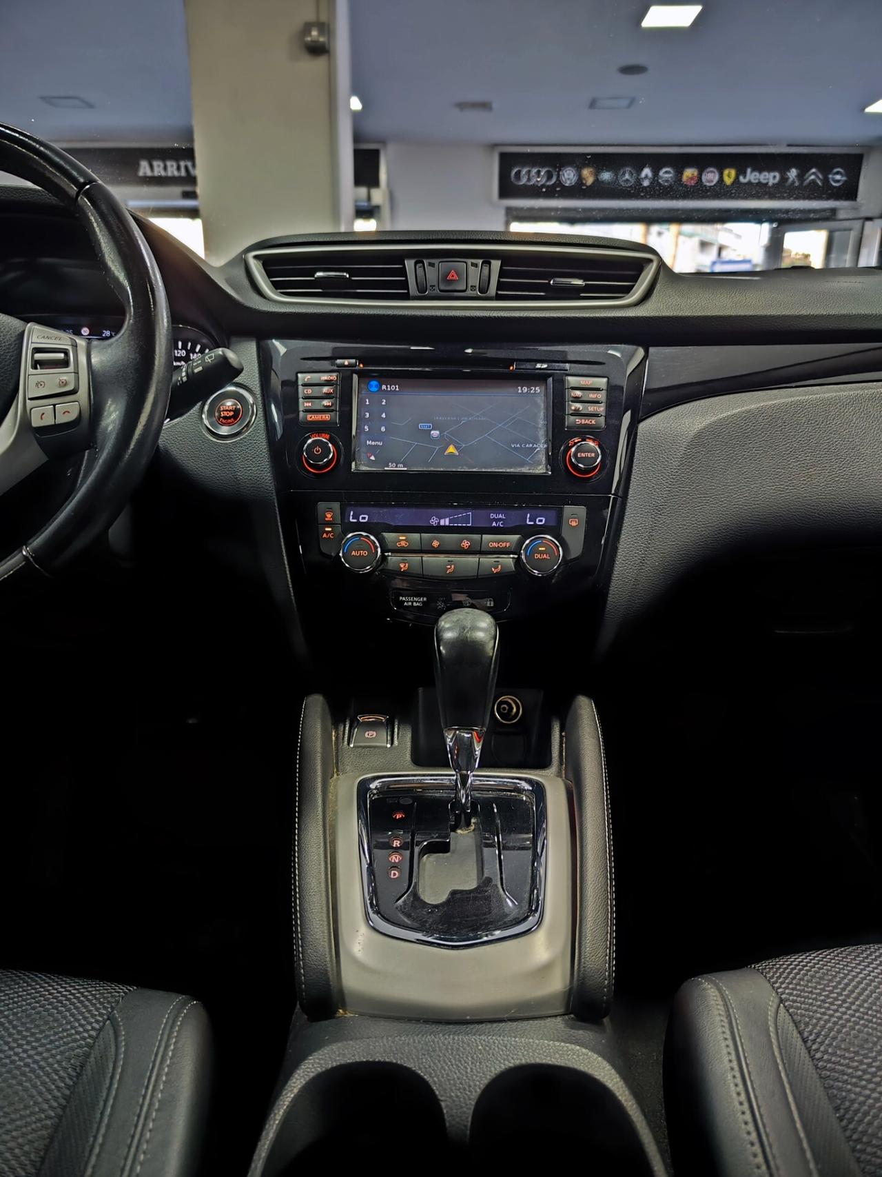 Nissan Qashqai 1.6 dCi 130cv 2WD Tekna AUTOMATICA