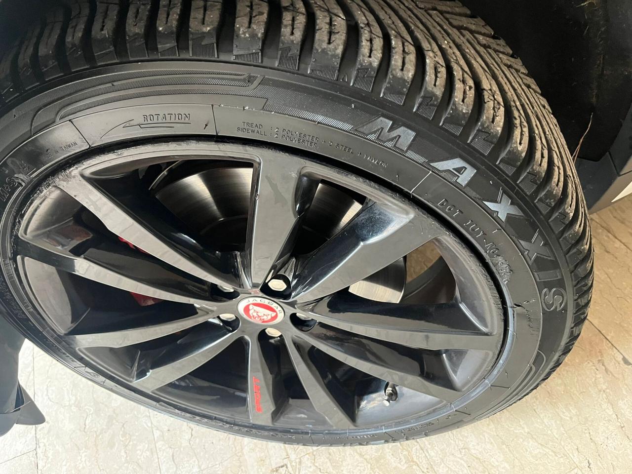 Jaguar E-Pace 2.0D 150 CV AWD aut. R-Dynamic HSE