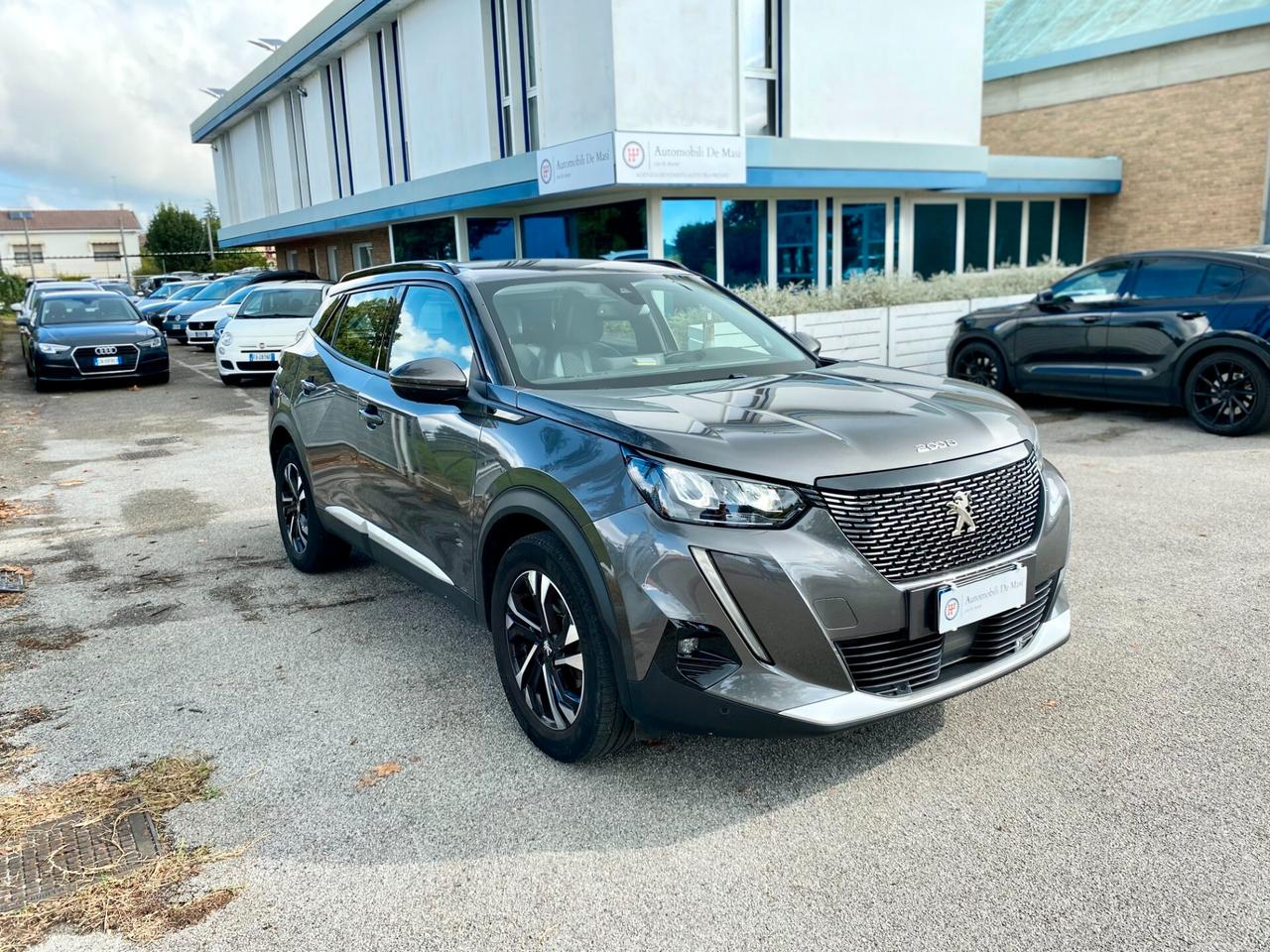 Peugeot 2008 1.2 puretech Active Pack 130cv CINGHIA SOSTITUITA