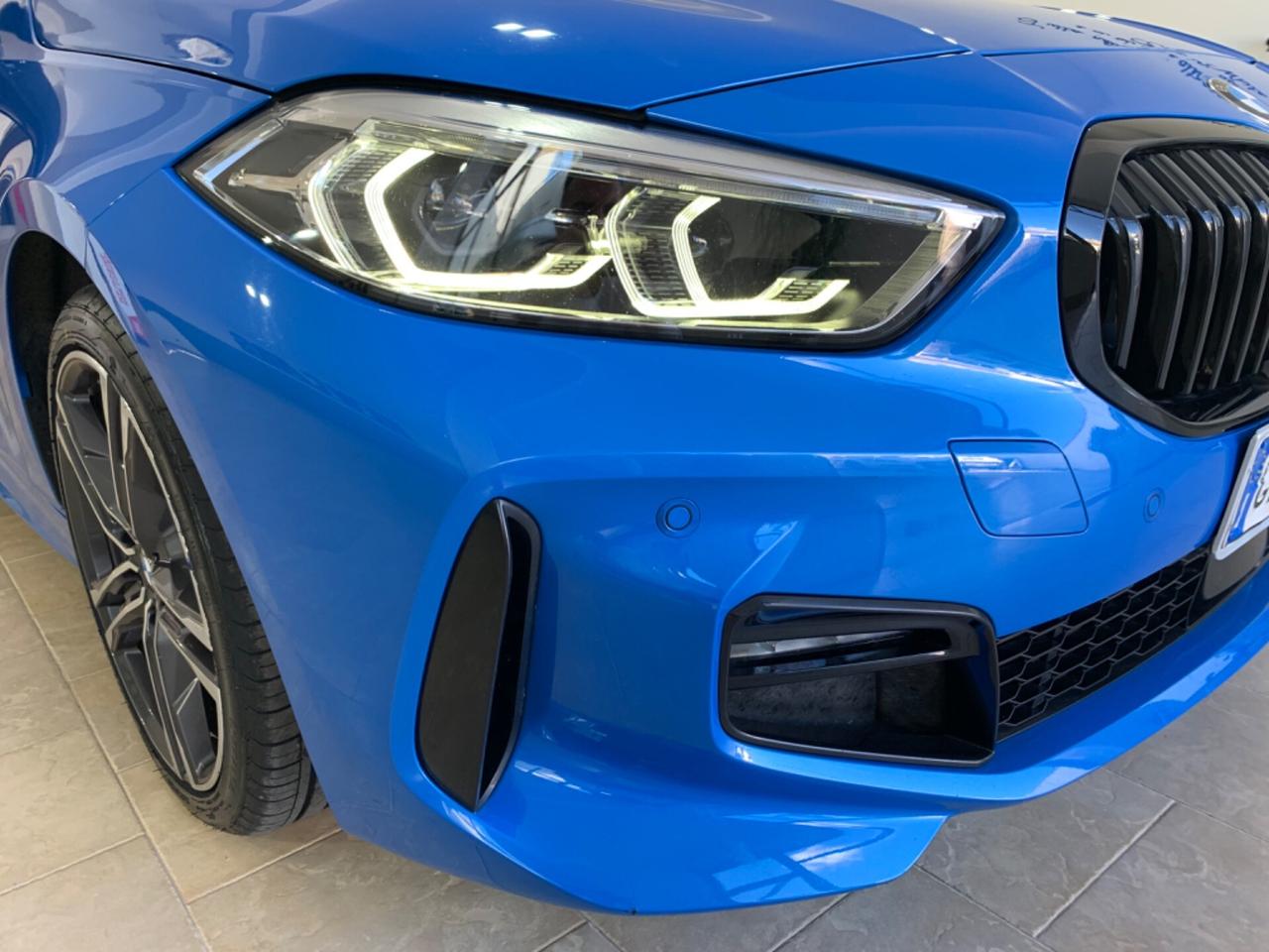 Bmw 118 118d 5p. Msport