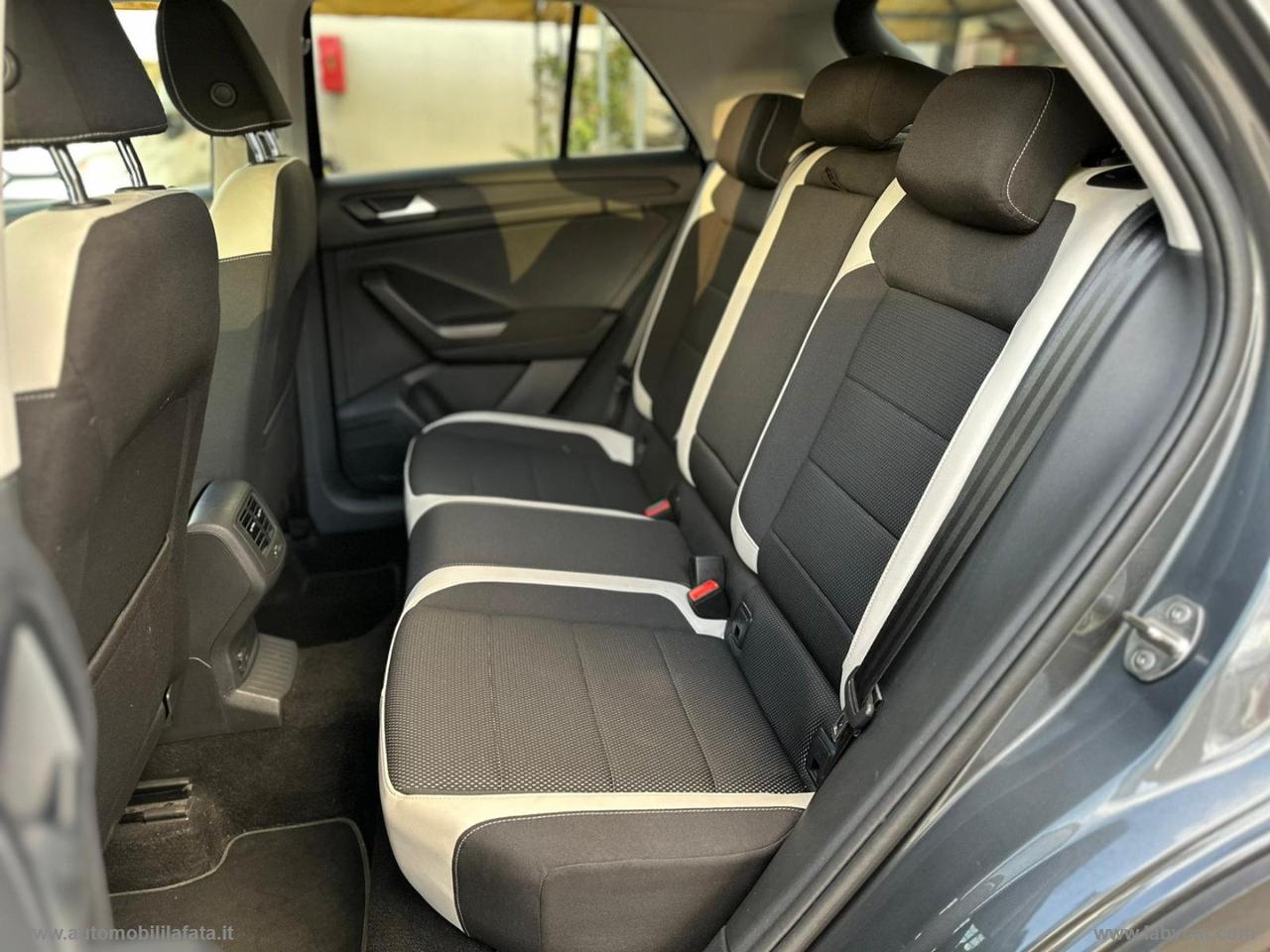 VOLKSWAGEN T-Roc 1.6 TDI SCR Advanced BlueMot.Tech. PARI AL NUOVO