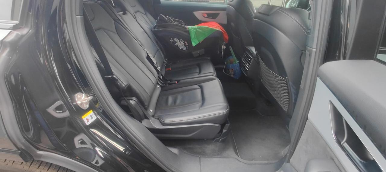 Audi Q7 60 TFSI e quattro tiptronic S line plus