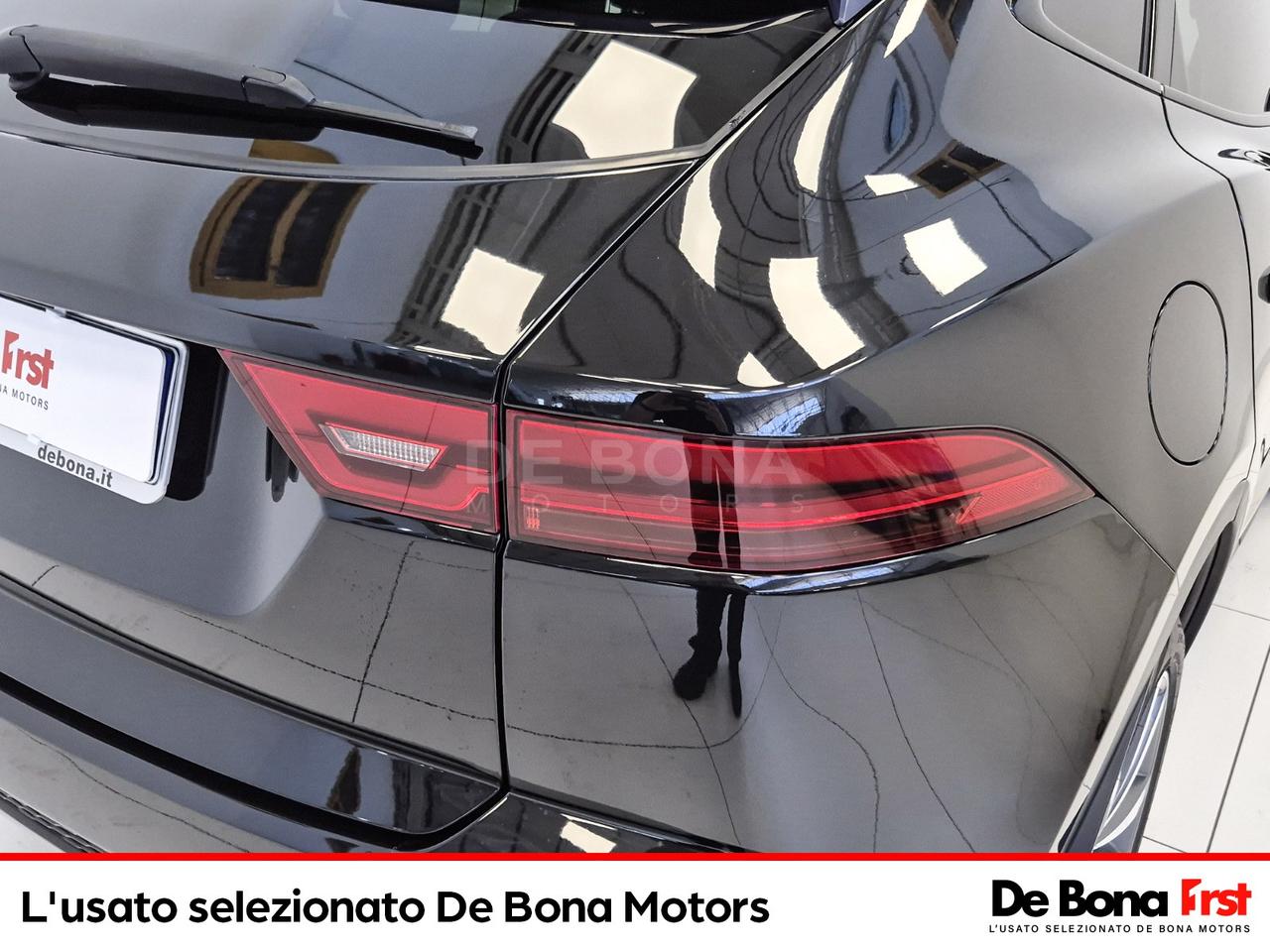 Jaguar E-Pace 2.0d i4 r-dynamic fwd 150cv my19