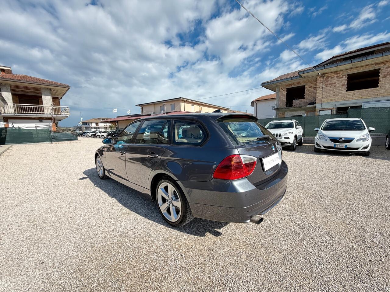 Bmw 320d Touring 163 cv 334.623 km pelle/xenon