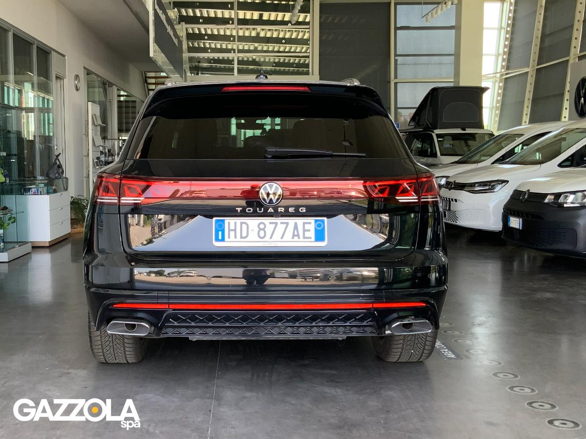 Volkswagen Touareg 3.0 V6 tdi scr R-Line 231cv auto