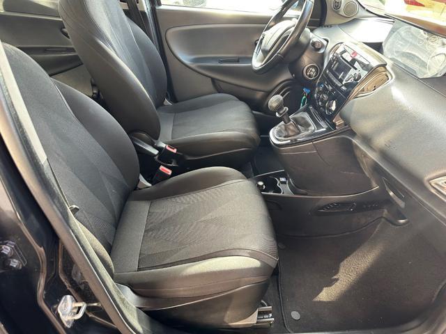 LANCIA Ypsilon 1.2 5p.S&S Gold Imp.Gpl nuovo