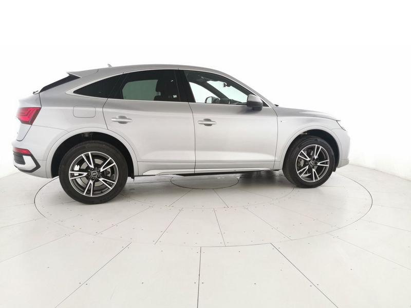 Audi Q5 Sportback 40 2.0 tdi mhev 12V S line quattro s-tronic