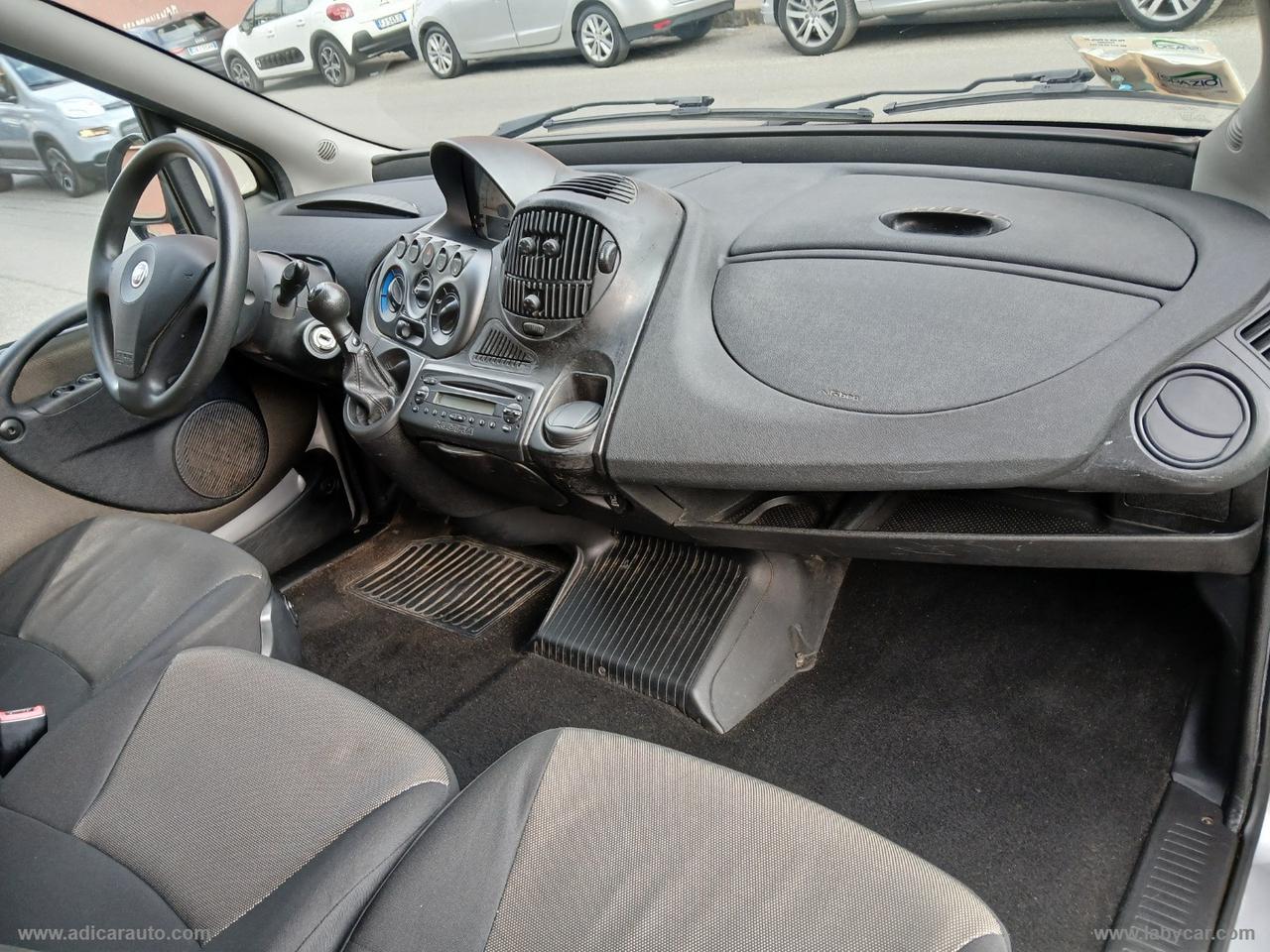 FIAT Multipla 1.6 16V Natural Power Dynamic