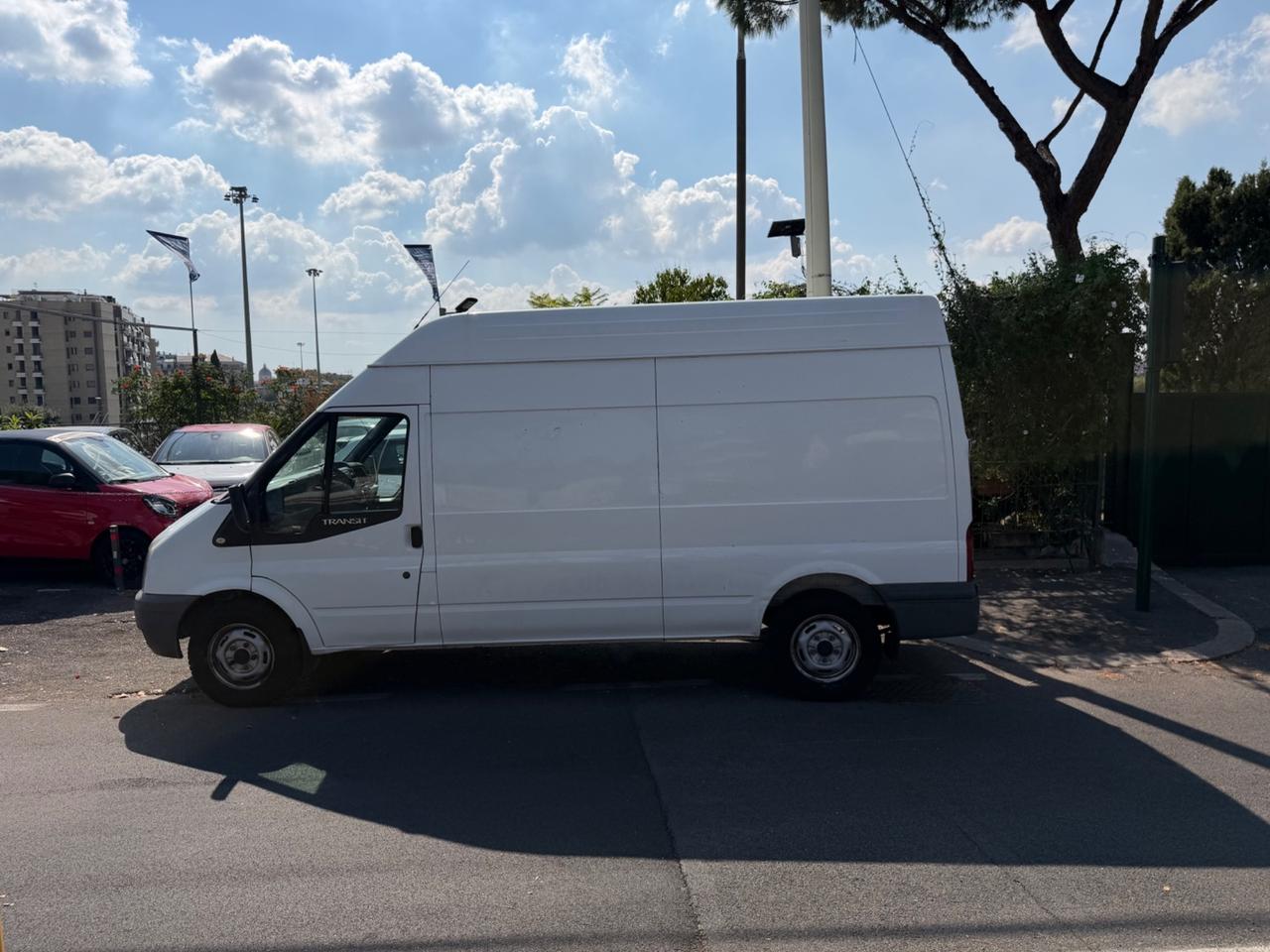 Ford Transit Courier 350l VAN 2.2.