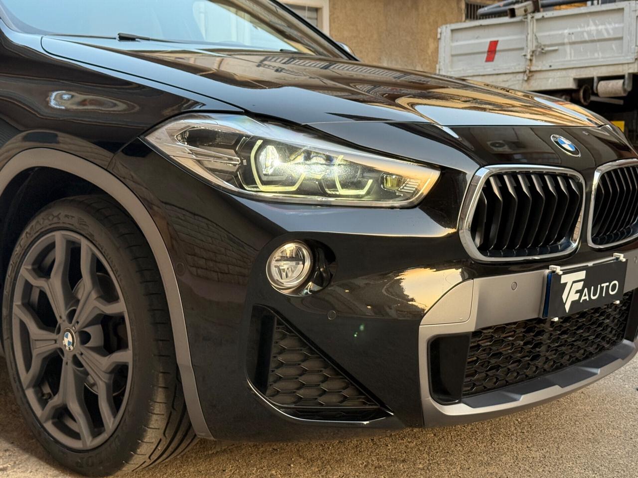 Bmw X2 sDrive18d Msport stra full, luci ambiente