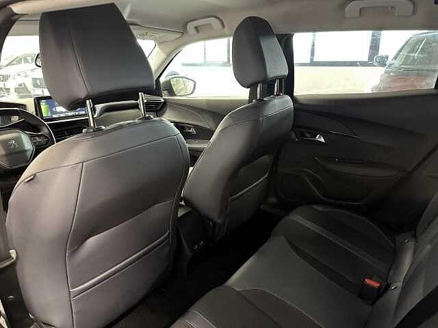 Peugeot 2008 1.2 PureTech 130 CV Allure