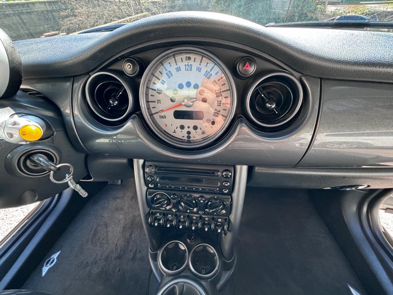 Mini 1.6 16V One de luxe