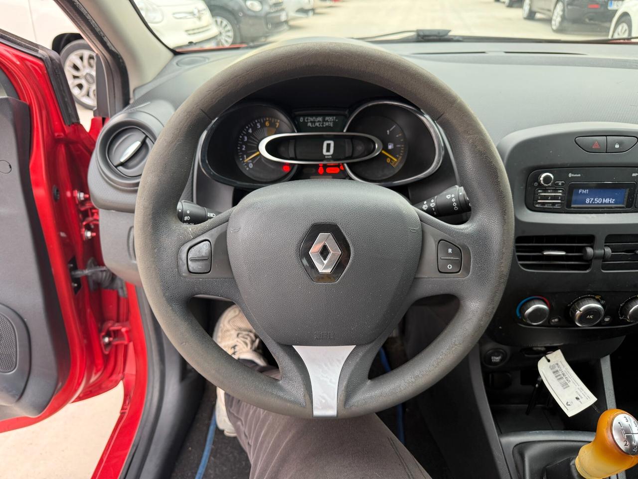 RENAULT CLIO SPORTER ANNO 2015 1.2 BENZINA 73 CV