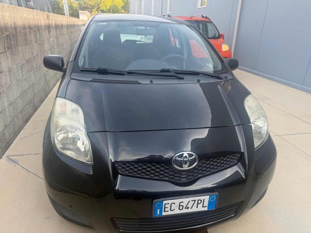 TOYOTA Yaris 1.0 5p Now BENZINA/GPL senza nessun lavoro da fare