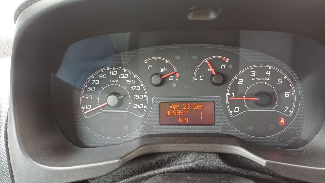 Fiat Qubo 1.3 MJT 80 CV Lounge Dualogic Automatico