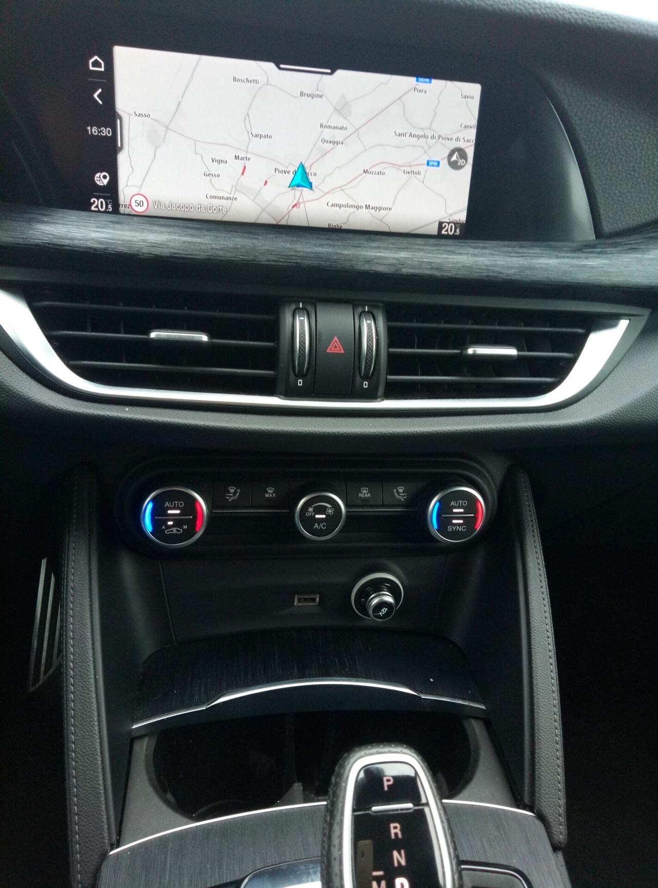 Alfa Romeo Stelvio 2.2 Turbodiesel 210 CV AT8 Q4 Sprint