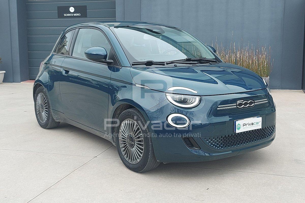 FIAT 500e 3+1 42 kWh Icon