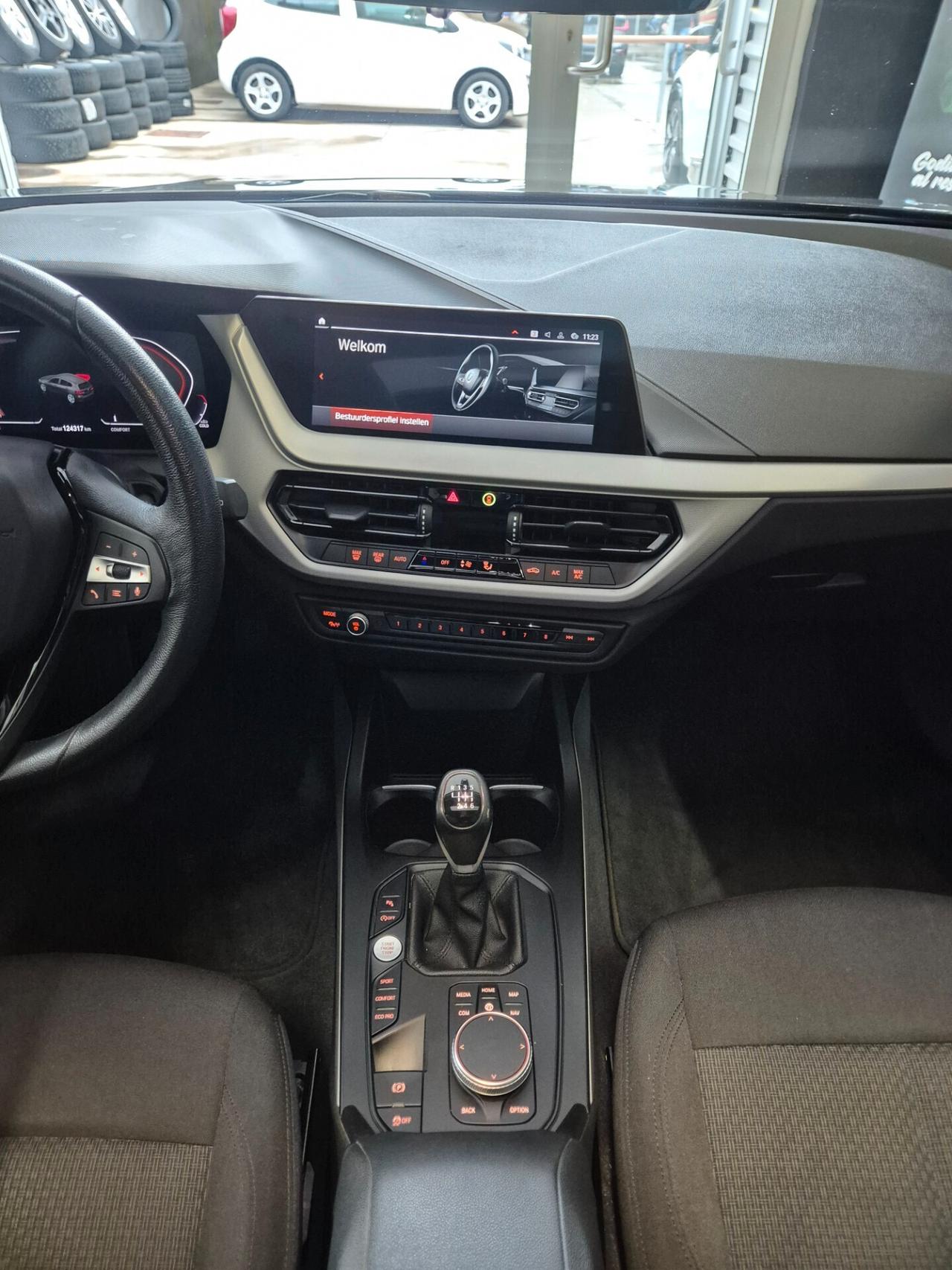 Bmw 116 116d 5p. Business