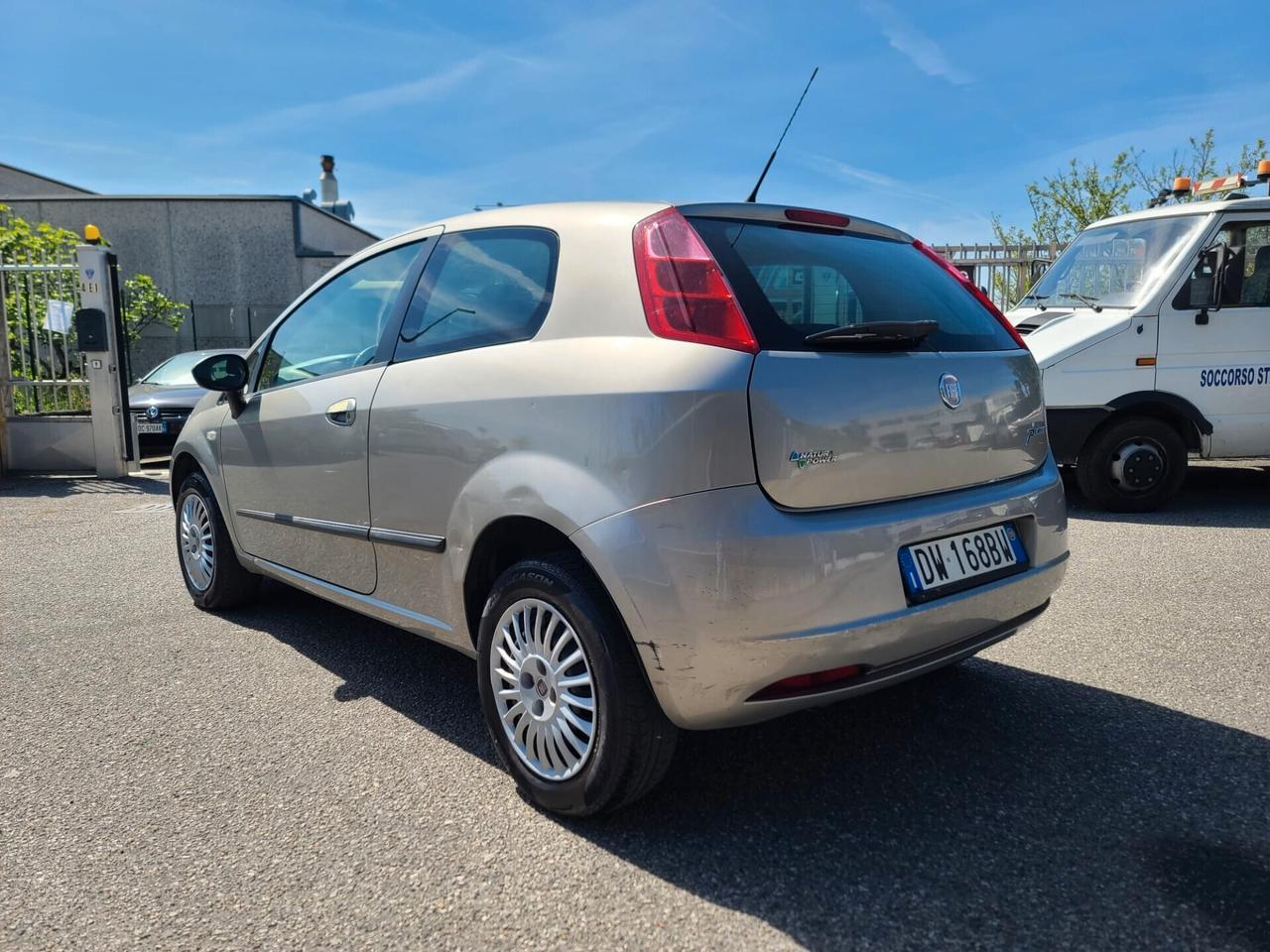 Fiat Grande Punto METANO X NEOPATENTATI