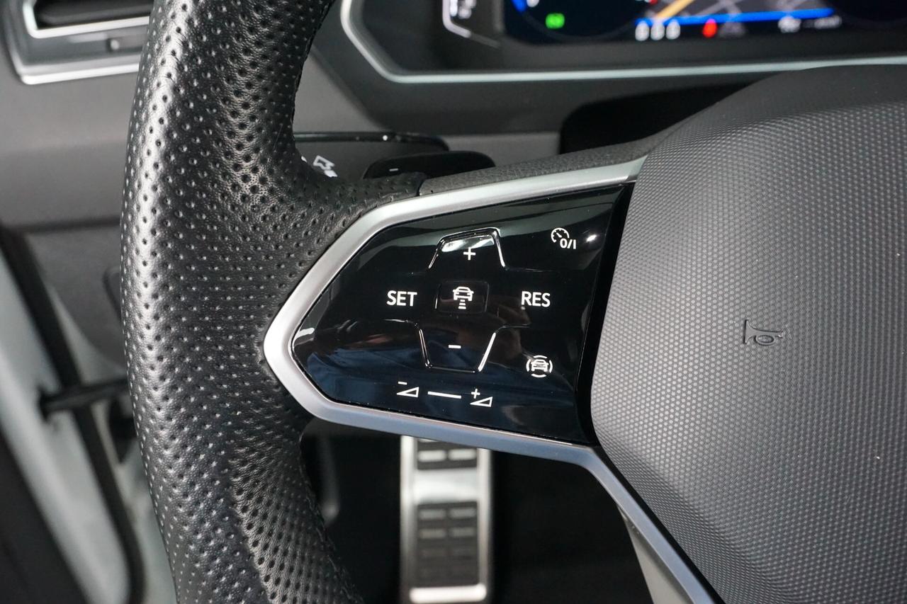 Volkswagen Tiguan 2.0 TDI 150 CV SCR DSG R-Line