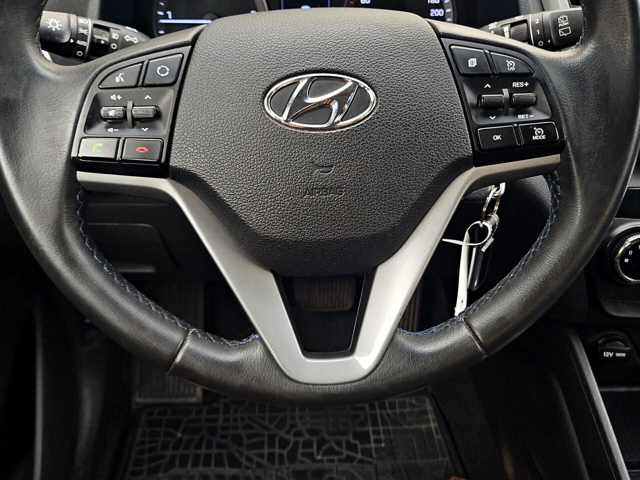 Hyundai Tucson 1.7 CRDi XPossible automatica XENON NAVI CERCHIO 17*