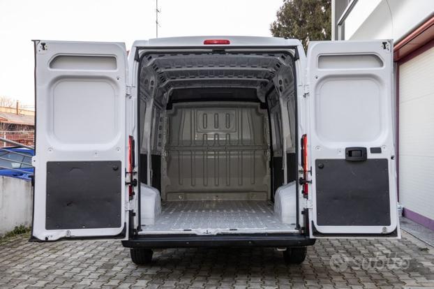 PEUGEOT Boxer 330 2.2 BlueHDi 140 L2H2 FURGONE