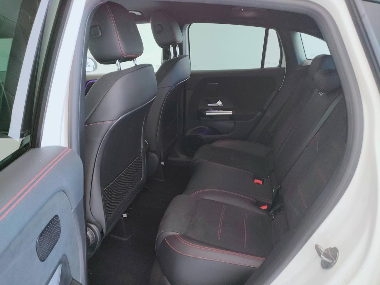 Mercedes-Benz GLA-H247 2020 - GLA 200 d Premium 4matic auto