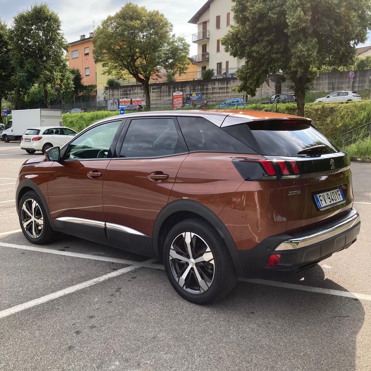 Peugeot 3008 BlueHDi 130 S&S EAT8 Allure