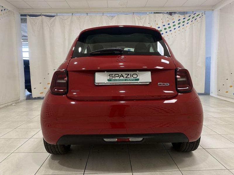 FIAT 500e 42 kWh Passion